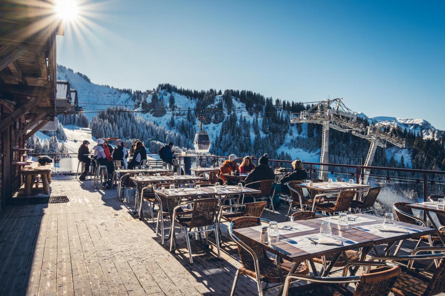 L'Escale Hotel Chatel Exterior photo